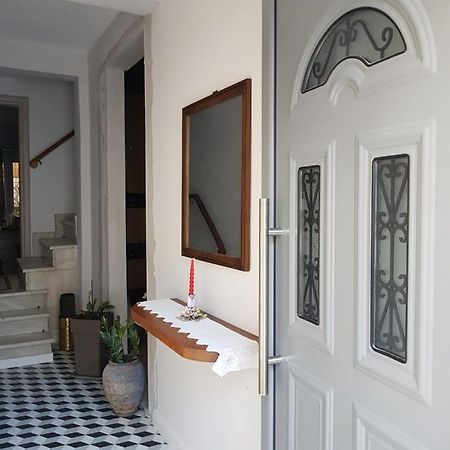 Villasabella 2 Apartments Закінф Екстер'єр фото